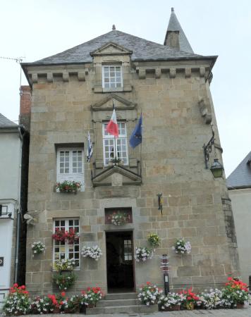 Combourg Tourist Office