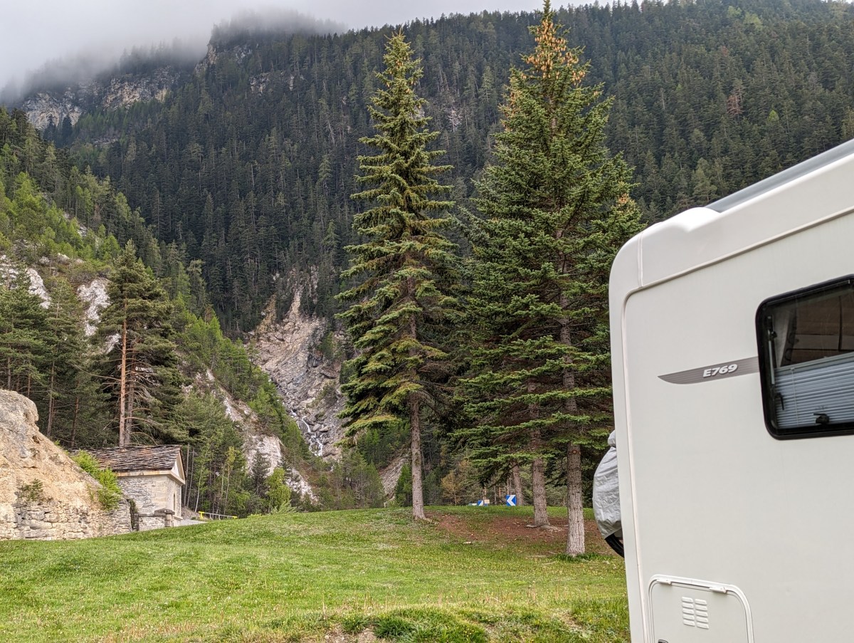 Traversing the Mont Cenis Pass: A Motorhome Adventure from France to&nbsp;Italy